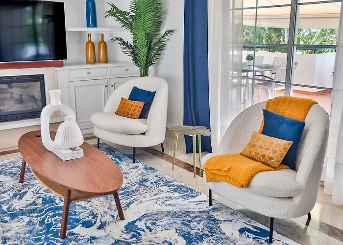 Penthouse Balcon De Puente With Sea Views ماربيا